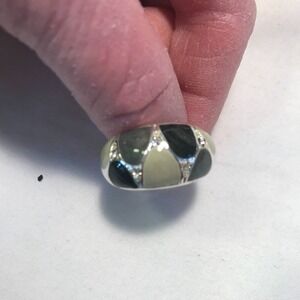 Avon 2012 Enamel Elegance Ring - grey -Size 10